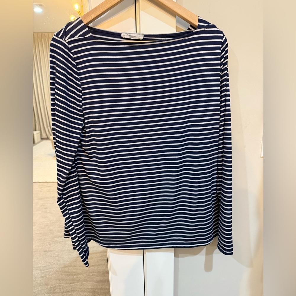 Beacon Apparel Blue and White Striped Long Sleeve T-Shirt Size Large